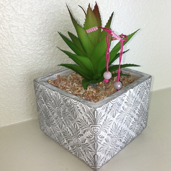 Handmade Chinese Knotting Bracelet W/ Glass Beads - Picture 4 of 8